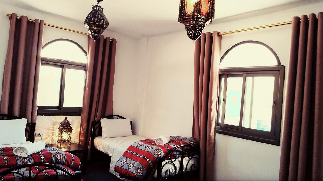 Petra Bedouin Bed And Breakfast Wadi Musa Exterior photo